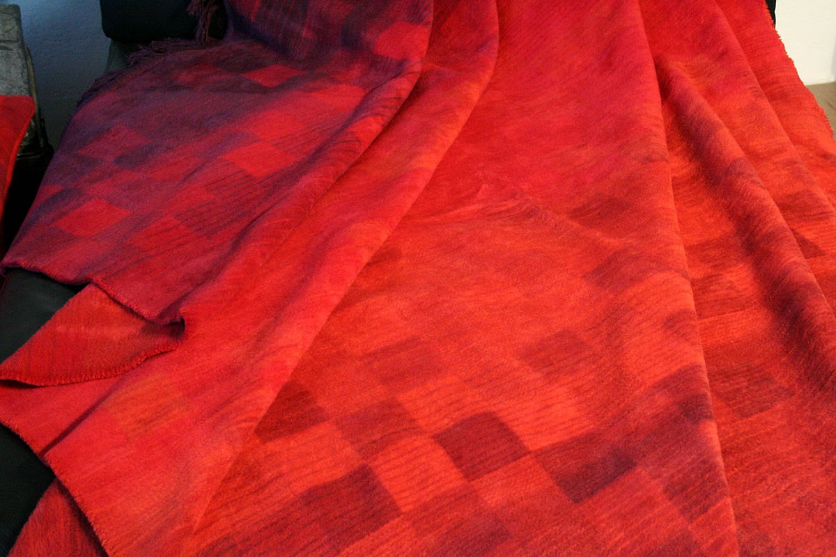 Kuscheldecke Karo rot